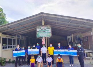 เชฟรอนมอบทุนการศึกษา “เยาวชนคนดี” แก่สมาชิกธนาคารพัฒนาหมู่บ้านในจังหวัดนครศรีธรรมราช