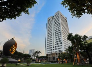 ปรับโครงสร้างหุ้นใน PTTGLใหม่ ให้ SMH ถือทั้ง 100 % หวังความคล่องตัวในธุรกิจ LNG