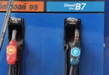 ครม.ไฟเขียว ลดภาษีดีเซล 5 บาทต่อลิตร 2 เดือน ชี้รัฐสูญรายได้ 2 หมื่นล้านบาท