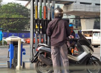 เขียนเล่าข่าว EP. 30 ชี้โพรง ! พรรคไหนจะชิงหาเสียง เจาะกลุ่มผู้ใช้มอเตอร์ไซค์ 22 ล้านคัน