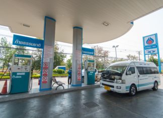 กลุ่มรถตู้โดยสาร จ่อยื่นหนังสือถึง รมว.พลังงาน 2 พ.ย.นี้ เรียกร้องลดราคา NGV และดีเซล