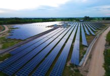 ปตท.สผ. เปิด“ลานแสงอรุณ” เริ่มการผลิตไฟฟ้าจากพลังงานแสงอาทิตย์ เพื่อใช้ในกระบวนการผลิตปิโตรเลียม