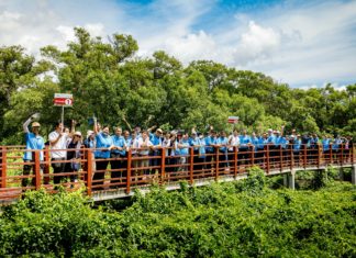 เชฟรอน และ SPRC จับมือ ทช. และจังหวัดระยอง เปิดโครงการ “เติมพลังรักษ์ยั่งยืน สู่ผืนป่าไทย” มุ่งพัฒนาป่าชายเลนเมืองระยอง พร้อมขับเคลื่อนการก้าวเข้าสู่สังคมคาร์บอนต่ำในอนาคต