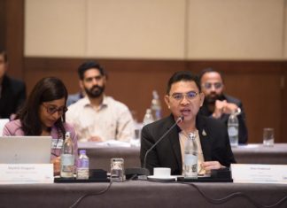 ผู้ว่าการ MEA ในฐานะนายกสมาคมไฟฟ้าและพลังงานไอทริปเปิลอี (ประเทศไทย) เป็นตัวแทนประเทศไทยเข้าร่วมประชุมIEEE PES Chapter Chairs Meeting Region 10