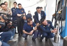 รัฐลงพื้นที่ลุยตรวจปั๊ม สร้างความมั่นใจประชาชน เติมน้ำมันได้น้ำมันเต็มลิตร