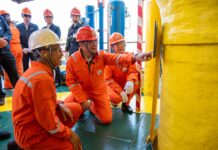 “พีระพันธุ์” ลงแท่นผลิตเอราวัณ G1/61 มั่นใจ เมษายน นี้ ผลิตก๊าซเพิ่มเป็น 800 ล้าน ลบ.ฟุตต่อวัน