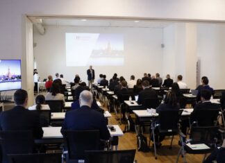 บี.กริม เทคโนโลยี ร่วมกับ Rutronik จัดงานสัมมนาเทคโนโลยีการชาร์จรถยนต์ไฟฟ้า