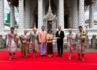 บี.กริม มอบทุนการศึกษาแก่สถาบันบัณฑิตพัฒนศิลป์ สนับสนุนนักเรียนนักศึกษาให้สืบทอดและรักษามรดกทางศิลปวัฒนธรรมของชาติ