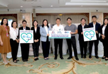 IRPC ผนึกลูกค้าผู้ผลิตบรรจุภัณฑ์พลาสติก มอบอุปกรณ์ทำความสะอาดให้กับ กทม. ช่วยเหลือผู้ประสบอุทกภัย