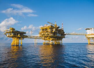 จับตาบริษัทน้ำมันข้ามชาติ ลดบทบาทการลงทุนในไทย หรือถึงเวลาที่รัฐต้องเพิ่มแรงจูงใจในอุตสาหกรรมสำรวจและผลิตปิโตรเลียม?