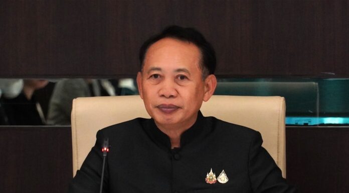 ปลัดพลังงาน เกาะติดการขนส่งน้ำมันและ LNG ลงพื้นที่น้ำท่วมภาคใต้ หลังเส้นทางขนส่งหลักถูกตัดขาด