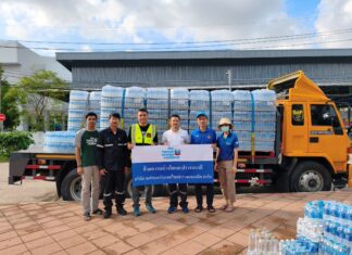 เชฟรอนมอบน้ำดื่ม 33,600 ขวด แก่ศูนย์พักพิง 2 แห่ง ในพื้นที่จังหวัดสงขลา