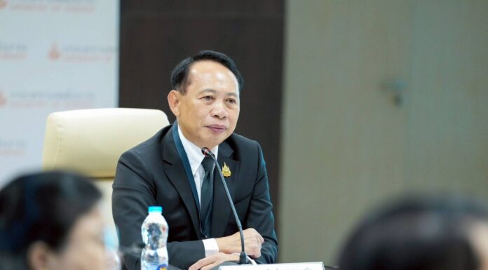 รมต.ลาว เข้าพบ รมว. พลังงานไทย ยืนยันน้ำมันที่นำเข้าจากไทยใช้ภายในลาวเท่านั้น ไม่สามารถส่งออกไปกัมพูชาได้เพราะผิดกฎหมาย