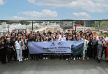 ปตท.สผ. นำคณะผู้ถือหุ้นเยี่ยมชมแหล่งน้ำมันสิริกิติ์และโครงการพลังงานแสงอาทิตย์ “ลานแสงอรุณ”