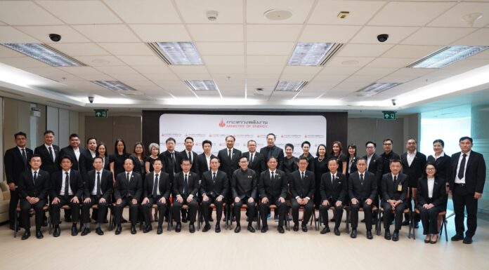 ภาคพลังงานระดมบริจาคช่วยเหลือประชาชน ผู้ประสบอุทกภัยในภาคใต้